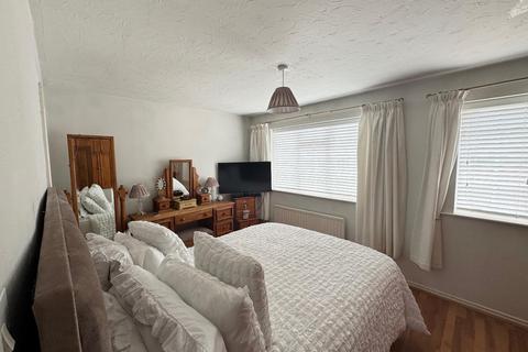 19 Ark Royal Close, Seaton Carew, Hartlepool, TS25 1DH