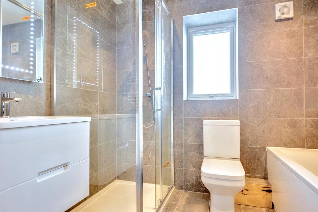 Bathroom.jpeg
