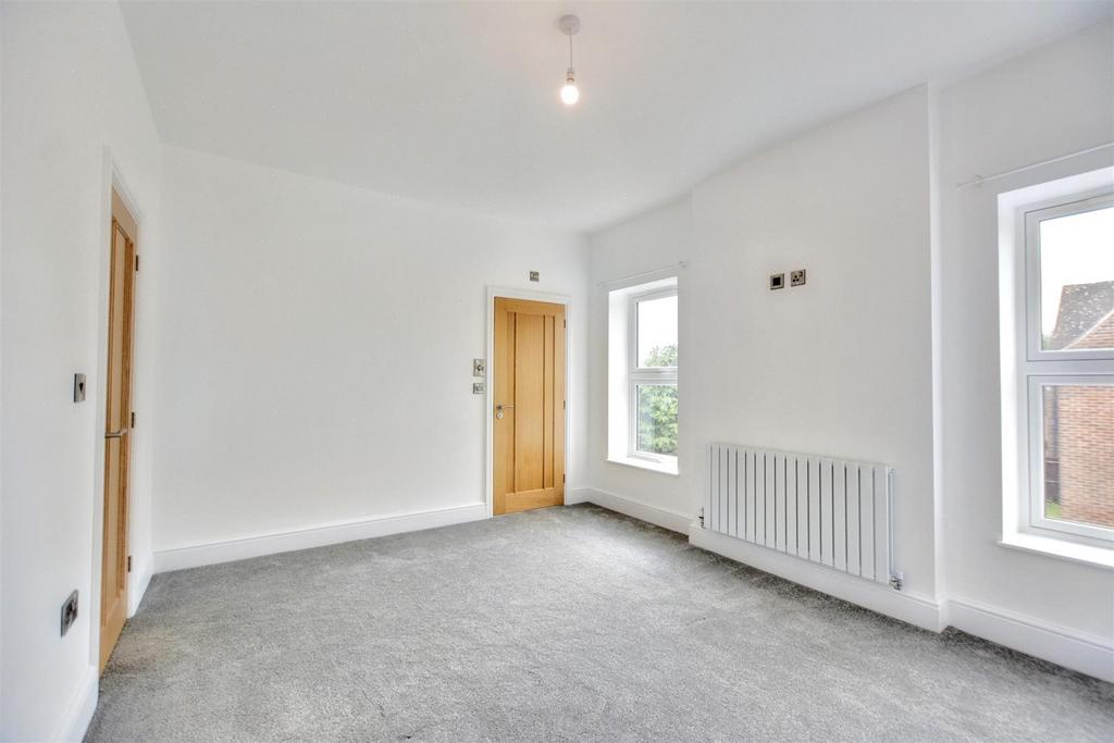 Bedroom 2 1.jpeg