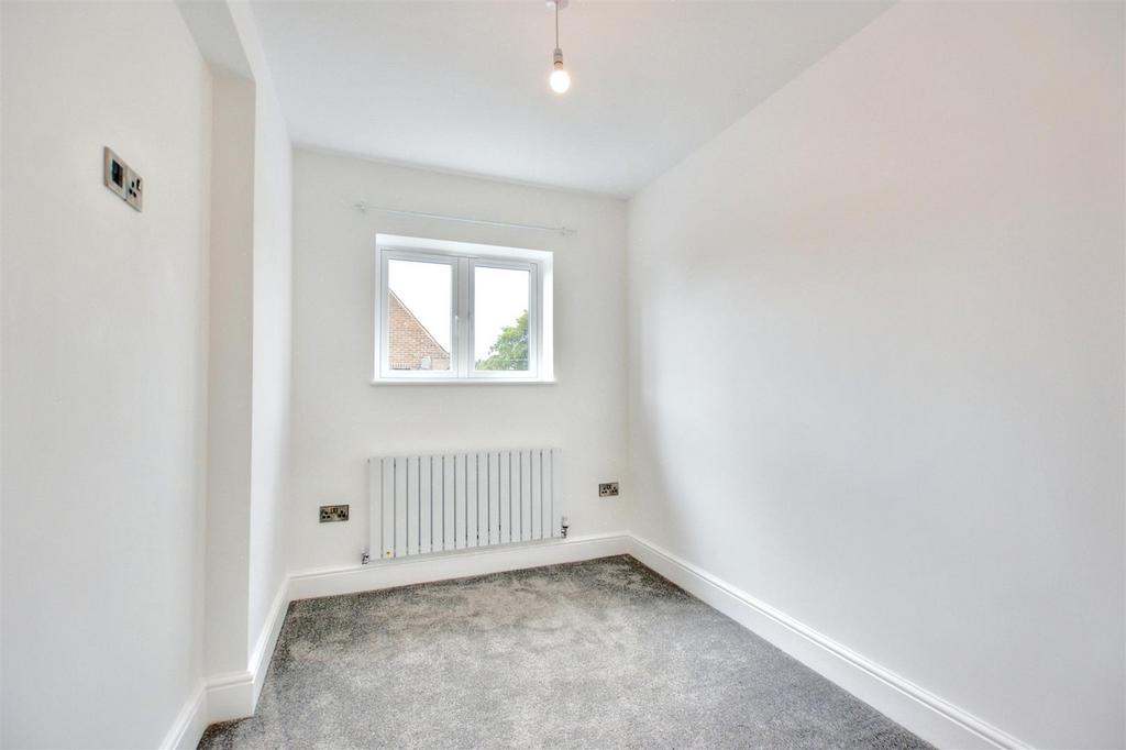 Bedroom 4 1.jpeg