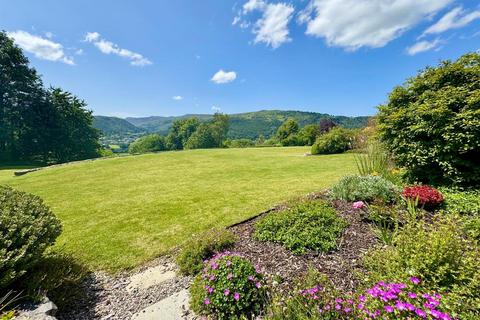 undefined, Llanddoged, Llanrwst