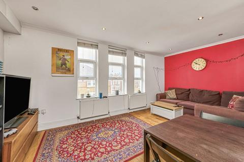2 bedroom flat for sale, Landor Road, London SW9
