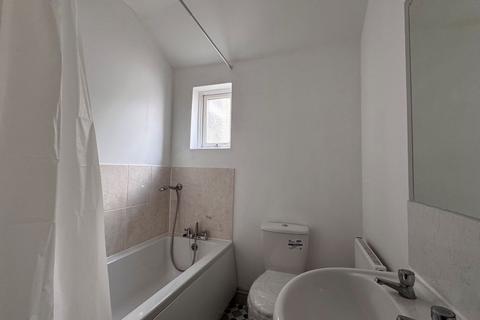 103 Wellesley Road, Clacton-on-sea, CO15 3PT