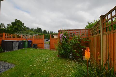2 bedroom detached bungalow for sale, Pickford Drive, Orchards Residential Park, Slough