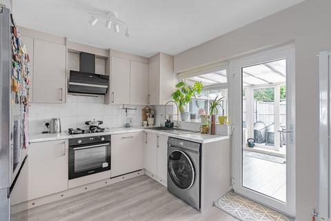 46 Osborne Avenue, Staines, TW19 7AF