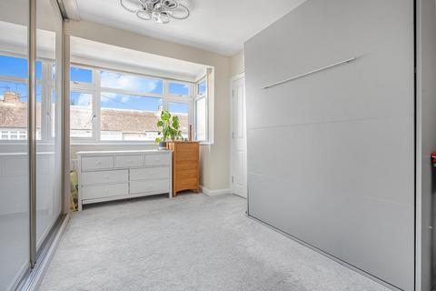 46 Osborne Avenue, Staines, TW19 7AF