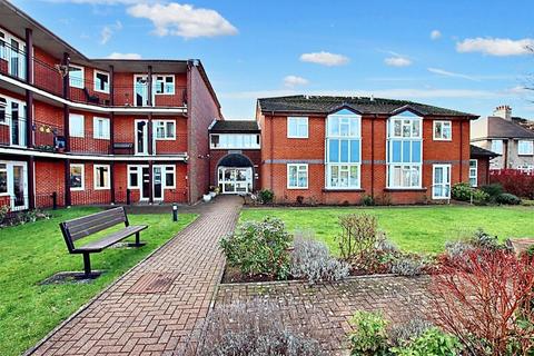 1 bedroom flat for sale, Furzehill Road, Borehamwood WD6