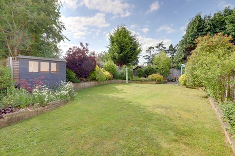 37 Silverthorne Drive, Caversham, Reading, RG4 7NR