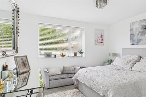 113 Barrow Lane, Cheshunt, Waltham Cross, EN7 5LU