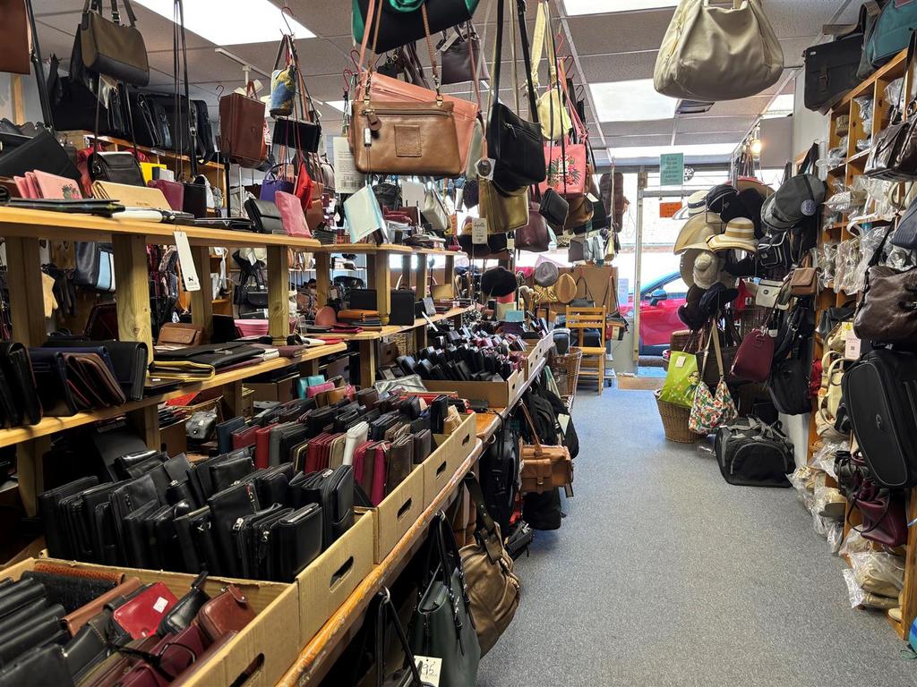 Retail Area.jpg