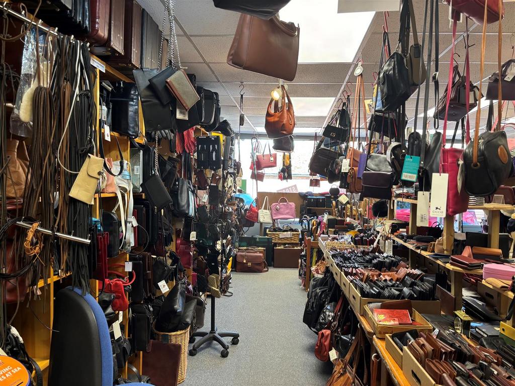 Retail Area 2.jpg