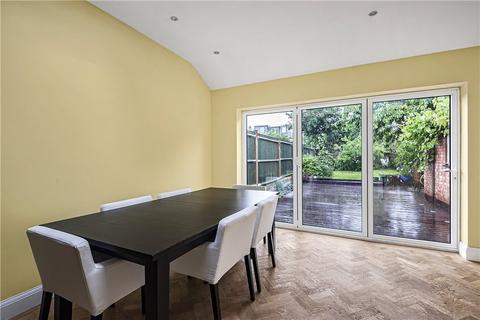 17 Shirley Drive, Hounslow, TW3 2HD