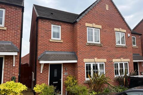 3 bedroom semi-detached house for sale, Haywood Road, Wakefield WF1