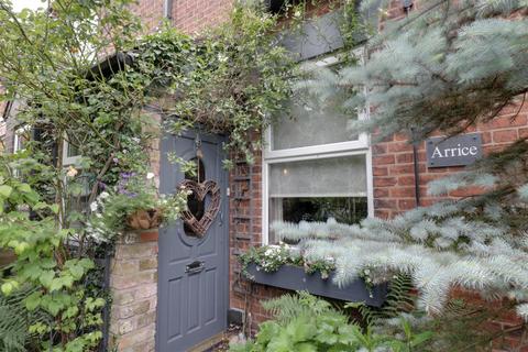 3 bedroom semi-detached house for sale, Shady Grove, Alsager
