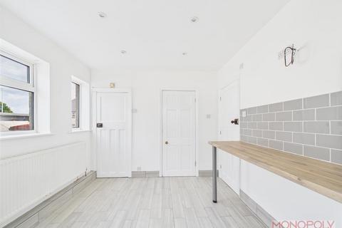 3 bedroom semi-detached house for sale, Bodwyn Park, Gresford, Wrexham