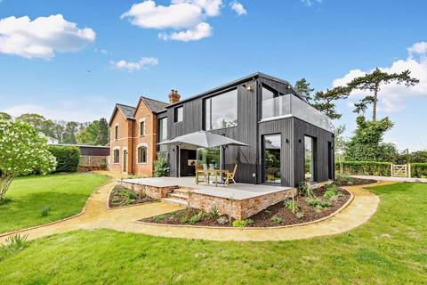 5 bedroom equestrian property for sale, Manns Hill, Burghfield Common, Reading, Berkshire
