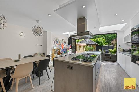 30 Portland Square, London, E1W 2QR