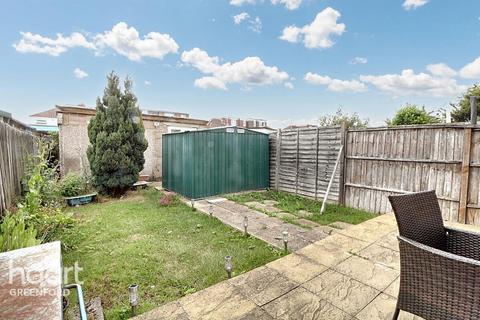 undefined, Barmouth Avenue, Greenford