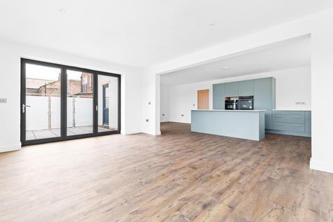 5 bedroom detached house for sale, Sheffield Road, Oxspring
