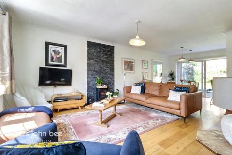 4 bedroom townhouse for sale, Berkshire Drive, Lower Heath, Congleton