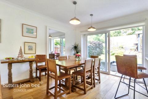 4 bedroom townhouse for sale, Berkshire Drive, Lower Heath, Congleton