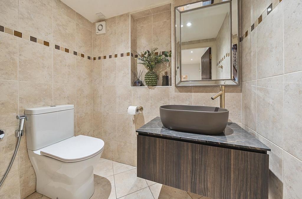 Davidson Frost-Wellings, DFW, Uxbridge Road, WC ro