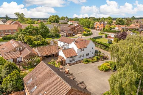 4 bedroom detached house for sale, Little Thorpe Lane, Thorpe-On-The-Hill, Lincoln