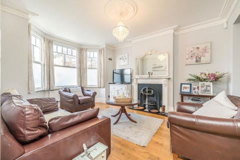 19 Witham Road, Isleworth, TW7 4AJ