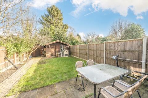19 Witham Road, Isleworth, TW7 4AJ