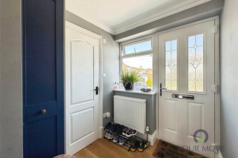 31 Badlesmere Road, Eastbourne, BN22 8TL