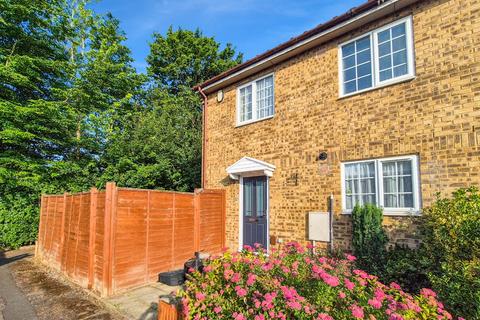 9 Warton Green, Luton, LU2 9TX