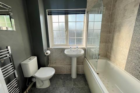 9 Warton Green, Luton, LU2 9TX