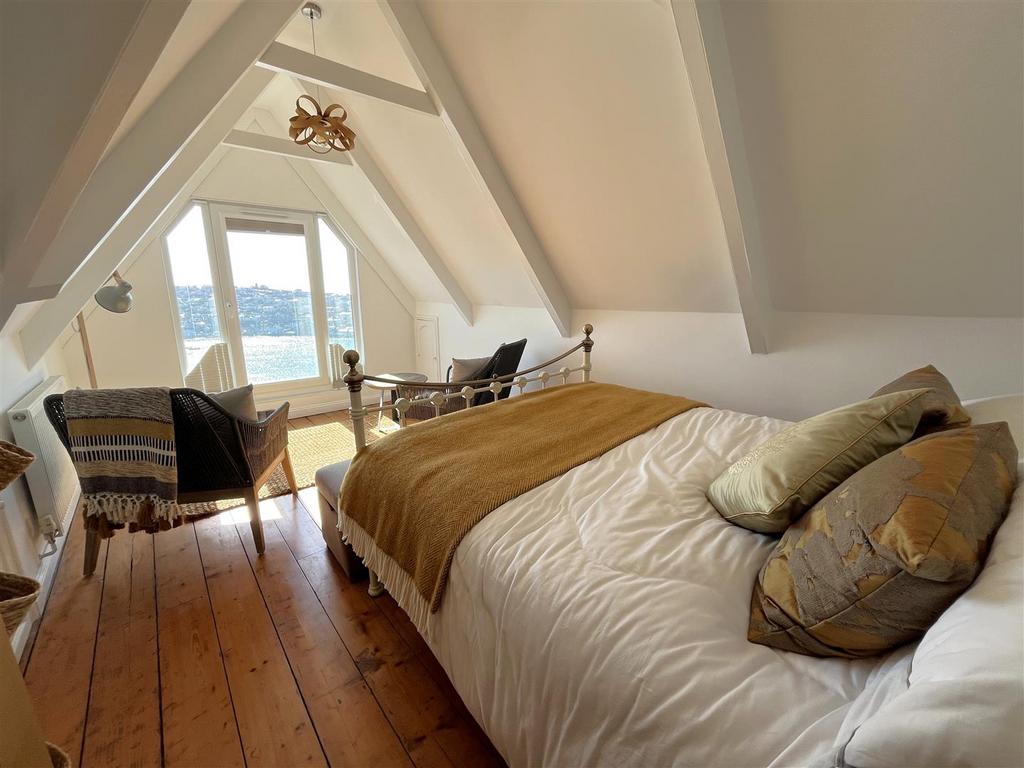 Bedroom one .JPG