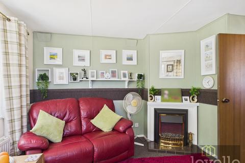 2 bedroom park home for sale, The Willows, Alford LN13