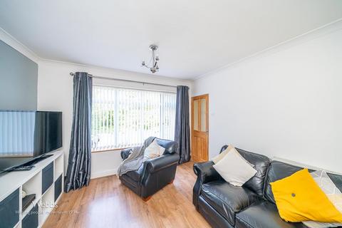 42 Grange Crescent, Walsall, WS4 1NS