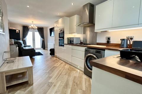 4 bedroom detached house for sale, Wath Road, Bolton-On-Dearne, Rotherham