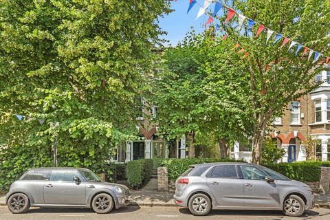 St. Georges Avenue, London N7