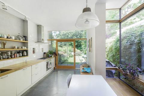 5 bedroom terraced house for sale, St. Georges Avenue, London N7