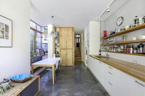 5 bedroom terraced house for sale, St. Georges Avenue, London N7