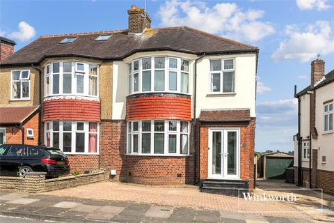 3 bedroom semi-detached house for sale, Woodfall Avenue, High Barnet, EN5