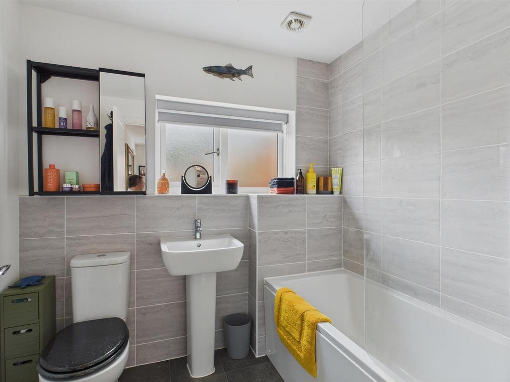 CAM02541 G0-PR0471-STILL017.jpg