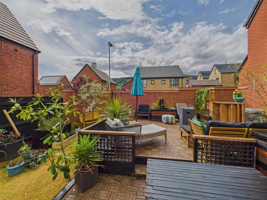 CAM02541 G0-PR0471-STILL026.jpg