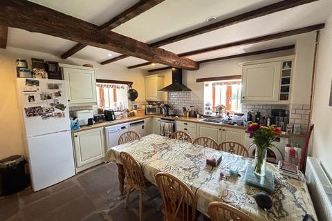 3 bedroom barn conversion to rent, Scethrog, Brecon, LD3