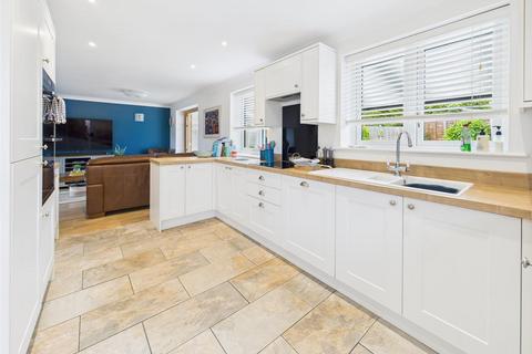 26 Upton Lane, Abbeymead, Gloucester, GL4 5UB