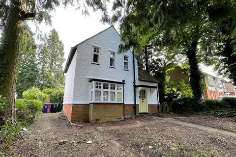 3 bedroom detached house for sale, 213 Nevells Road, Letchworth Garden City, Hertfordshire, SG6 4TZ