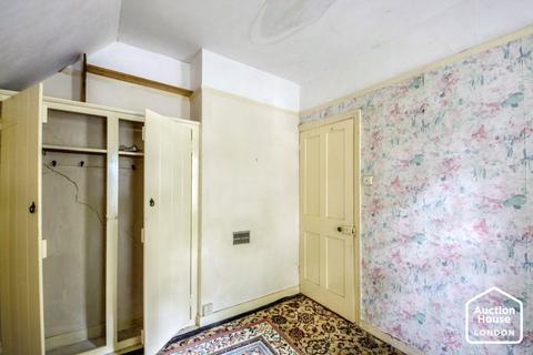 3 bedroom detached house for sale, 213 Nevells Road, Letchworth Garden City, Hertfordshire, SG6 4TZ