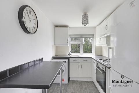 2 bedroom apartment for sale, Thornhill, North Weald, CM16
