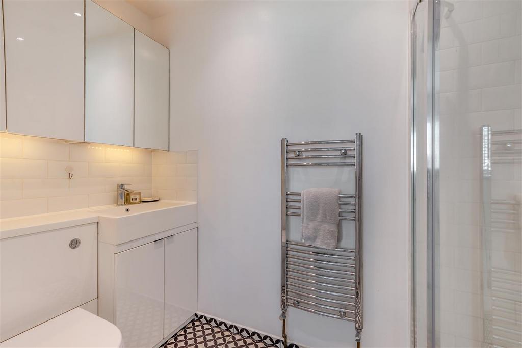 8651011-interior16.jpg