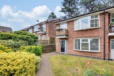 2 bedroom maisonette for sale