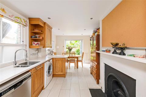 15 Probert Road, London, SW2 1BN